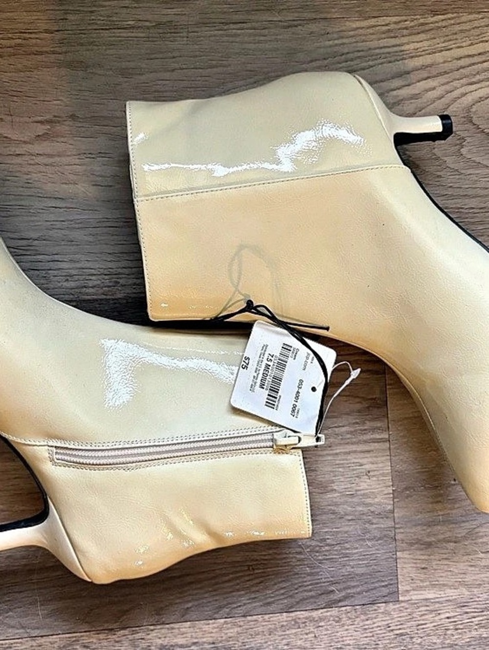 Worthington Pointed Toe Kitten Heeled Boots in Cream NWT